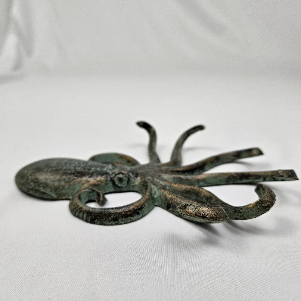 Octopus Cast Iron Wall Hook Key Rack Towel Hanger Verdigris Nautical Coastal